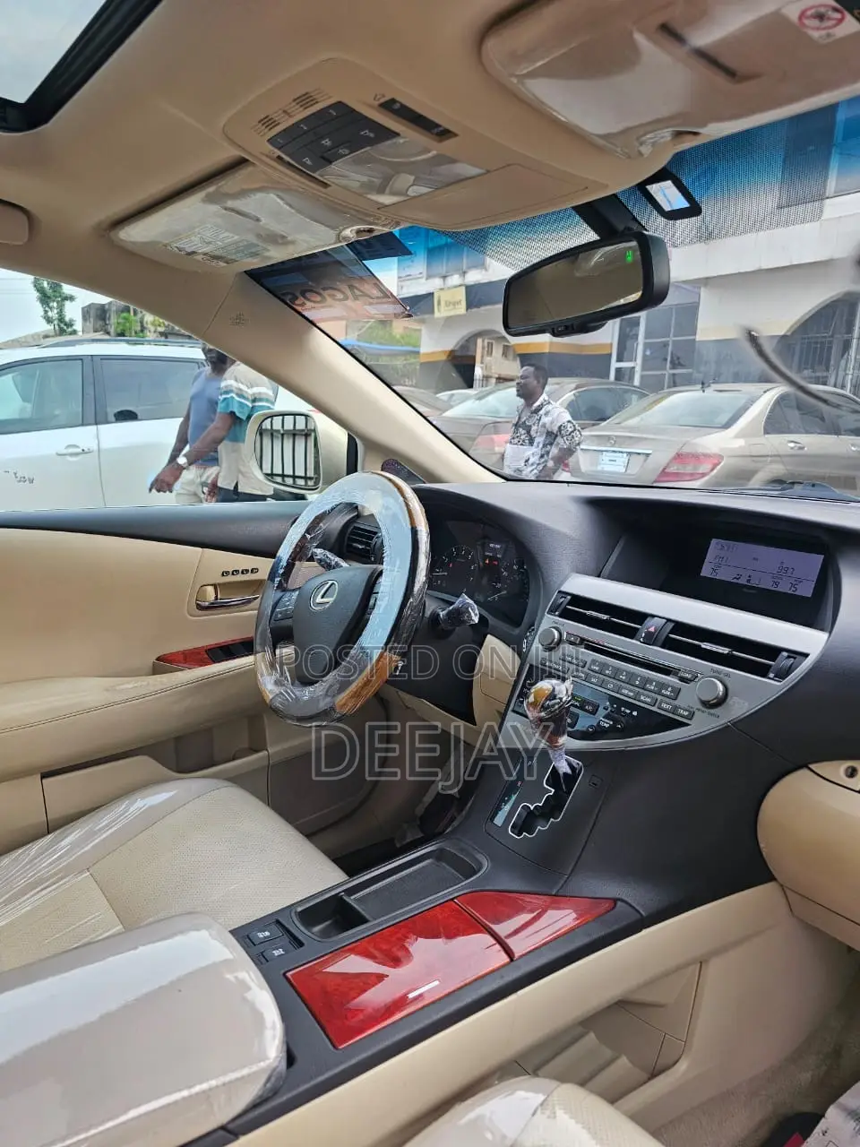 Lexus RX 2011 Gold