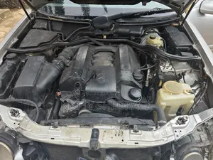 Mercedes-Benz E320 2001 Silver