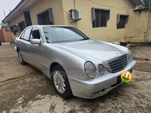 Mercedes-Benz E320 2001 Silver