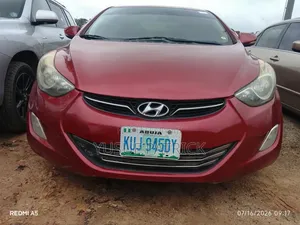 Hyundai Elantra 2012 Red