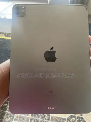 Apple iPad Pro 11 (2025) 128 GB Gray