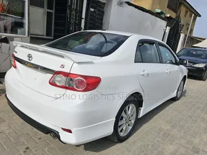 Toyota Corolla 2012 White