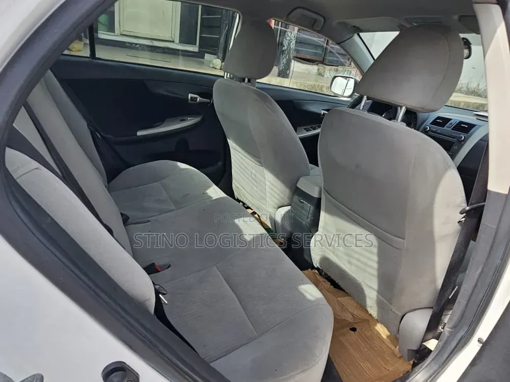 Toyota Corolla 2012 White