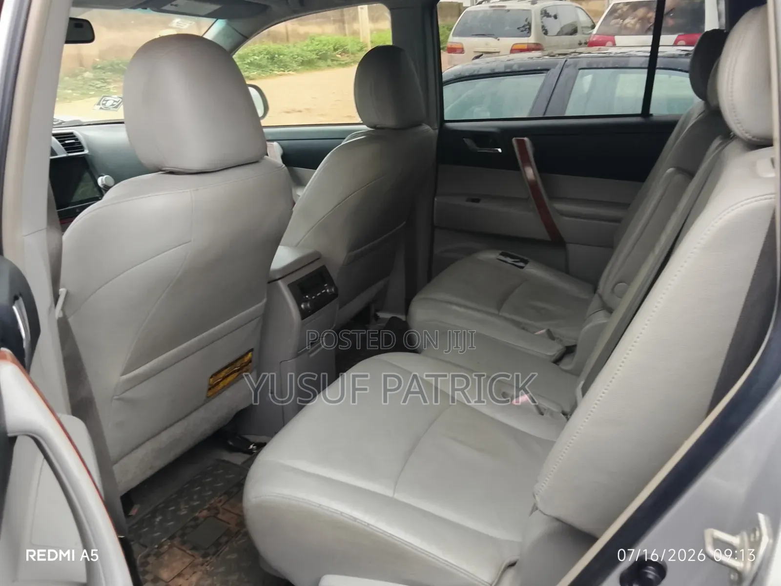 Toyota Highlander 2012 Silver