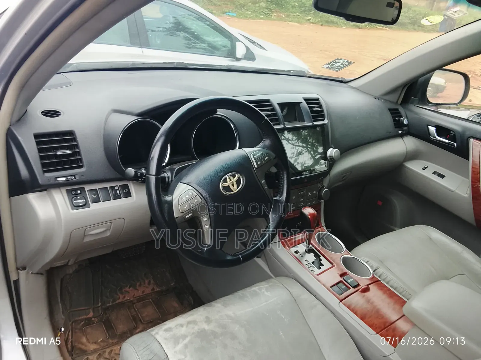 Toyota Highlander 2012 Silver
