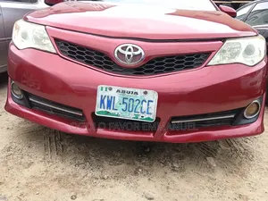 Toyota Camry SE Limited Edition 4dr Sedan (2.5L 4cyl 6A) 2012 Red