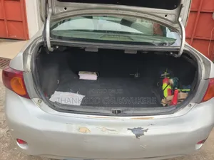Toyota Corolla 2010 Silver