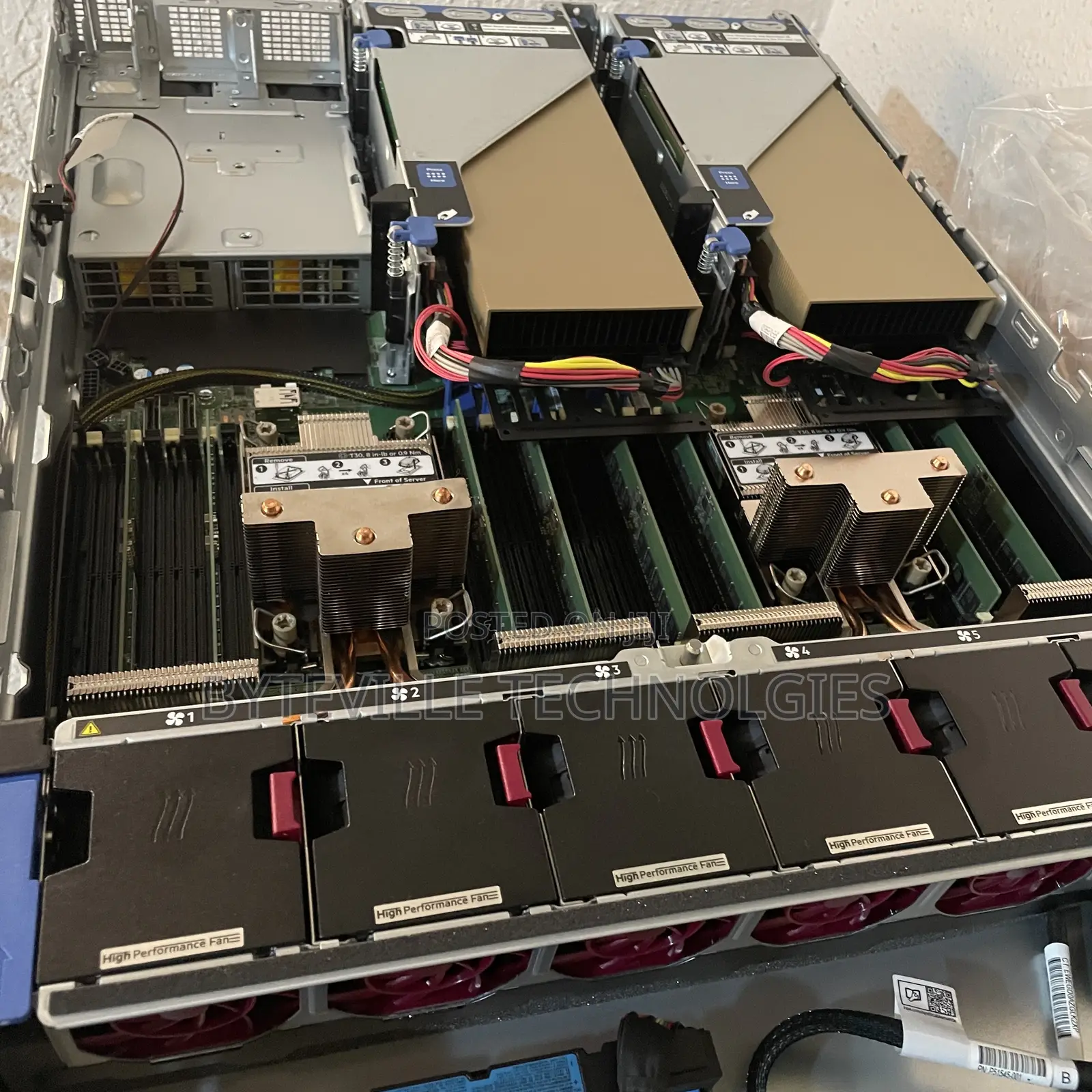 New Server HP ProLiant DL 32GB Intel Xeon SSD 48GB