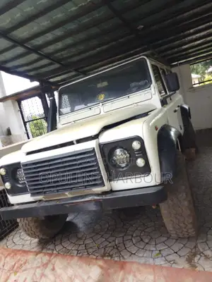 Land Rover Defender 1987 White