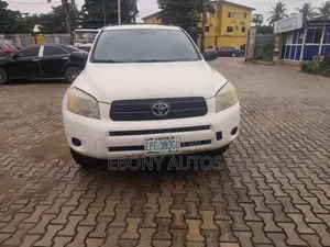 Toyota RAV4 2008 White
