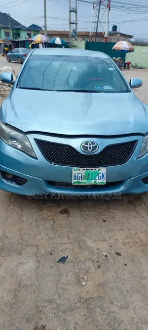 Toyota Camry 2009 Blue