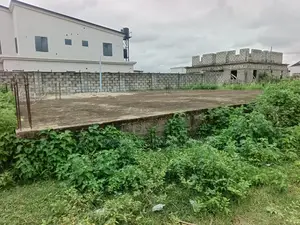 5bdrm Duplex in Lugbe District., FHA for sale