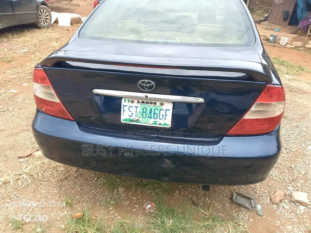 Toyota Camry 2003 Blue