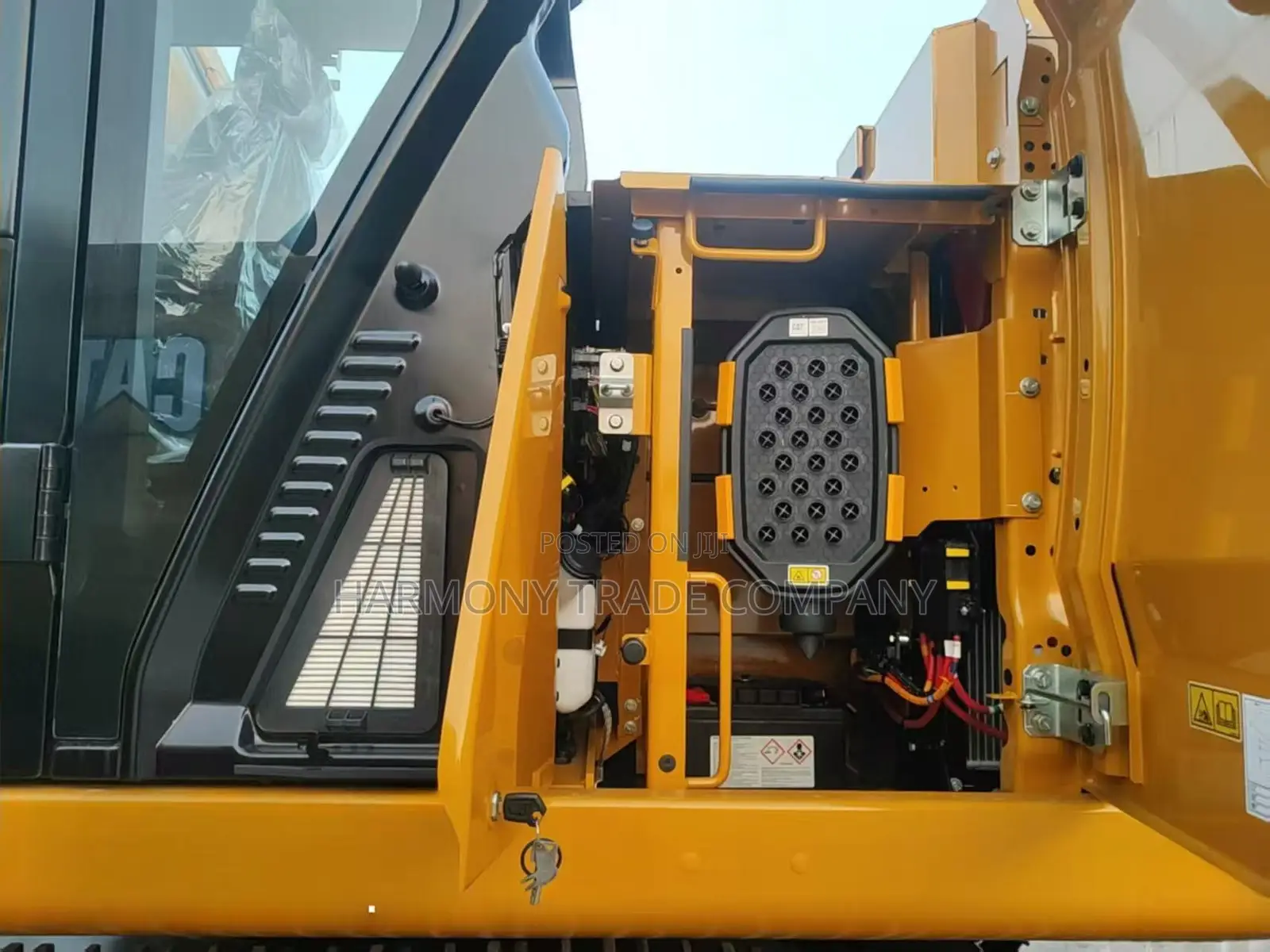 Refurbished Used CAT330 Excavator, Short Working Hours