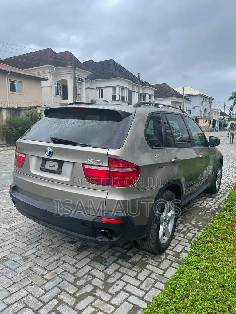 BMW X5 2009 Gold