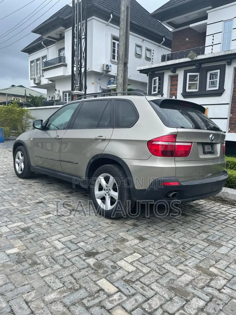 BMW X5 2009 Gold