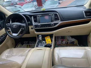 Toyota Highlander 2018 Black