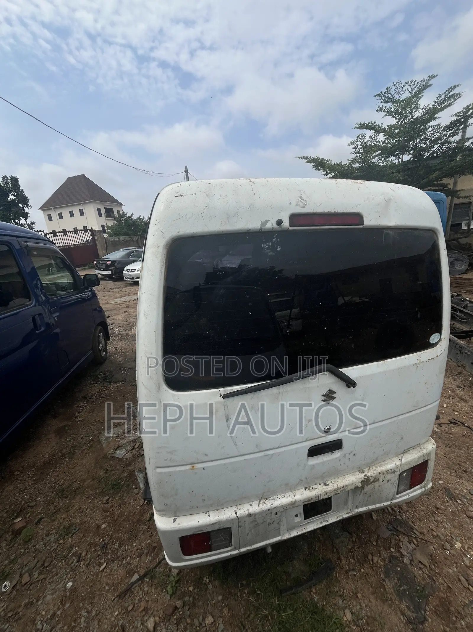 Suzuki APV Minibus 2016 White
