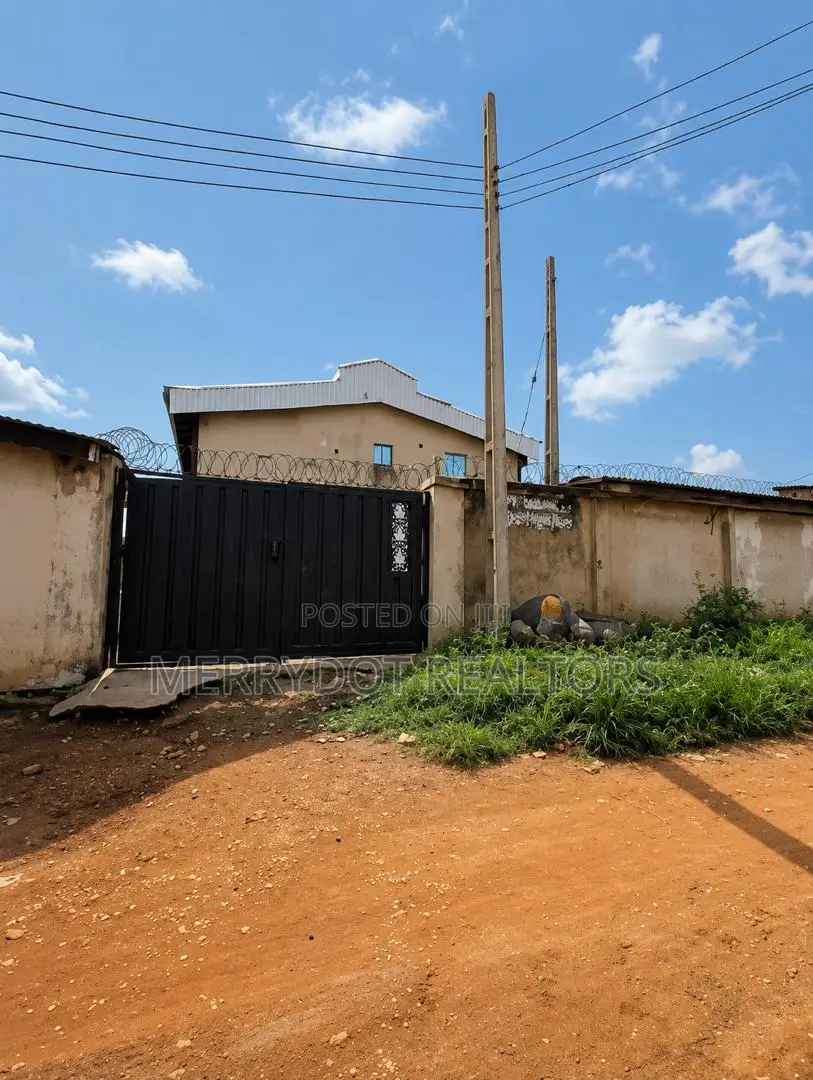 Warehouse(On a Full Plot) for Sale/Lease Perfect for Storage