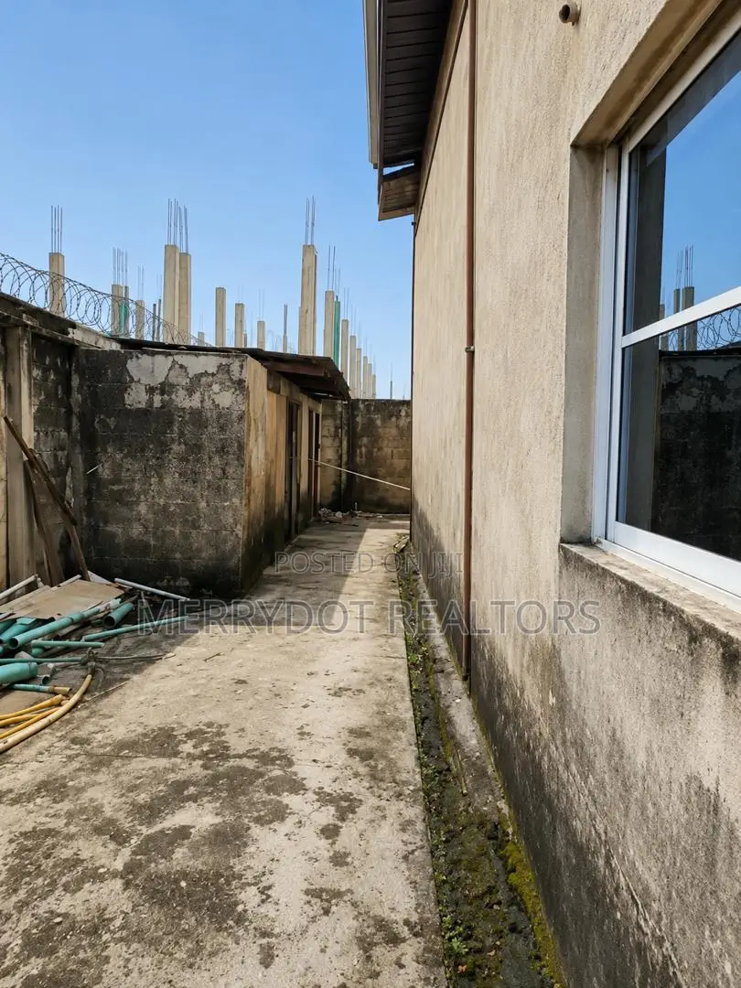 Warehouse(On a Full Plot) for Sale/Lease Perfect for Storage