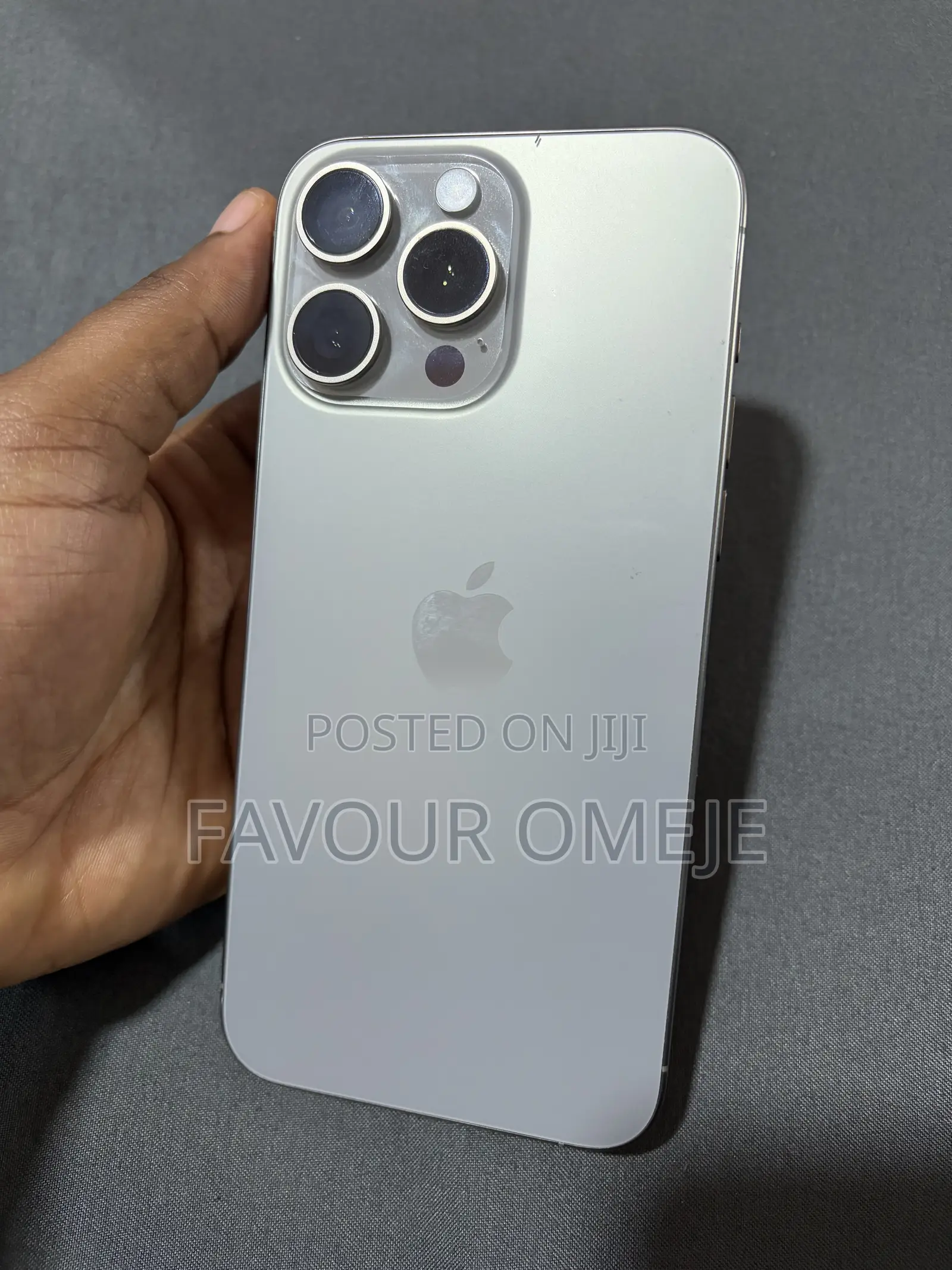 Apple iPhone 15 Pro Max 256 GB Silver