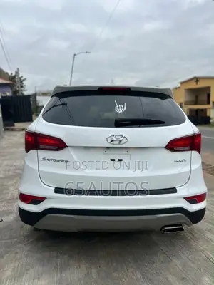 Hyundai Santa Fe 2017 White