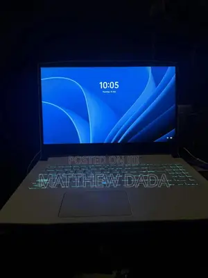 Laptop MSI MSI Sword 15 16GB Intel Core i5 SSD 512GB