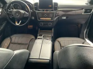 Mercedes-Benz GLE-Class GLE 350d 4MATIC 2016 Silver