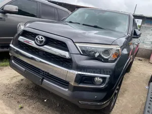 Toyota 4-Runner Limited 4x4 2018 Gray