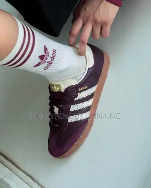 Adidas Samba OG "Maroon & Cream" Classic Gum Sole – Brand New