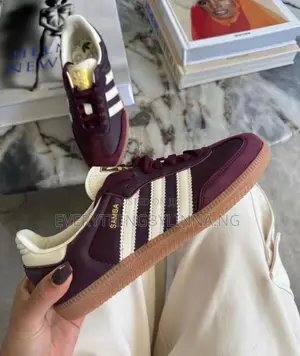Adidas Samba OG "Maroon & Cream" Classic Gum Sole – Brand New