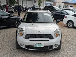 Mini Cooper 2013 White