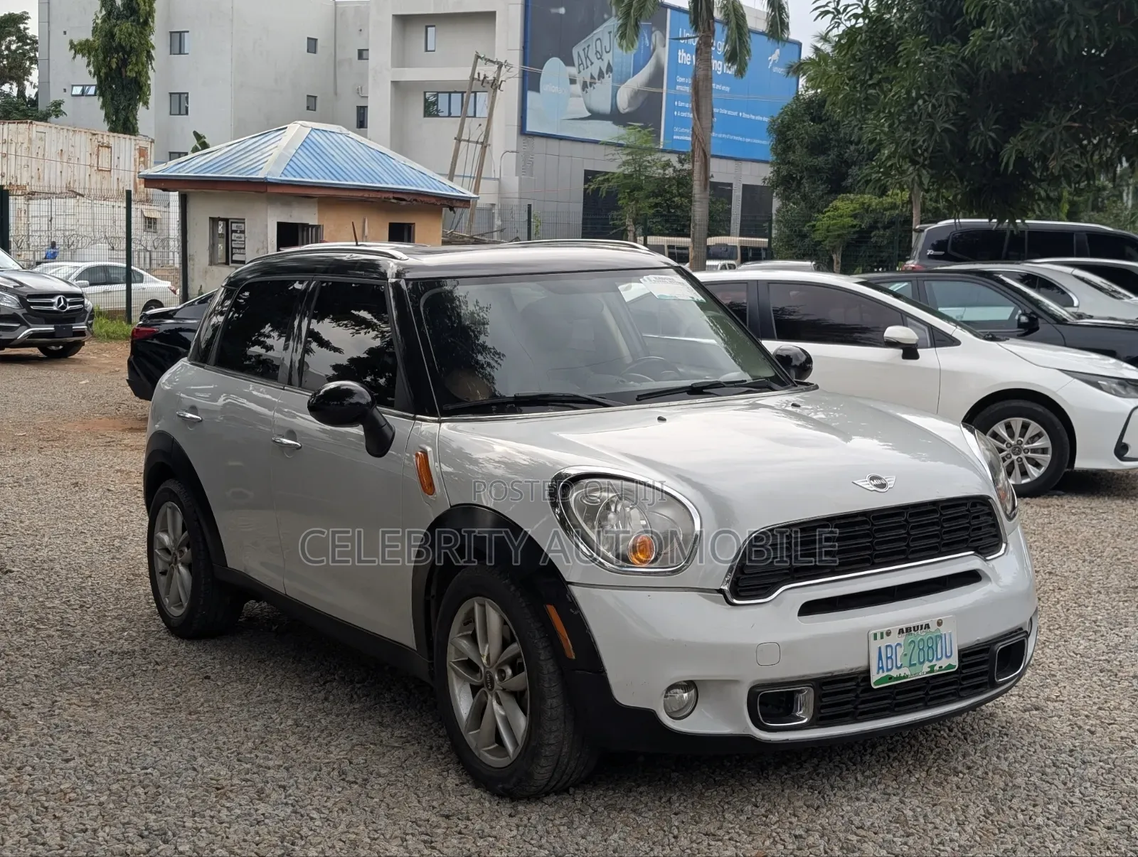 Mini Cooper 2013 White