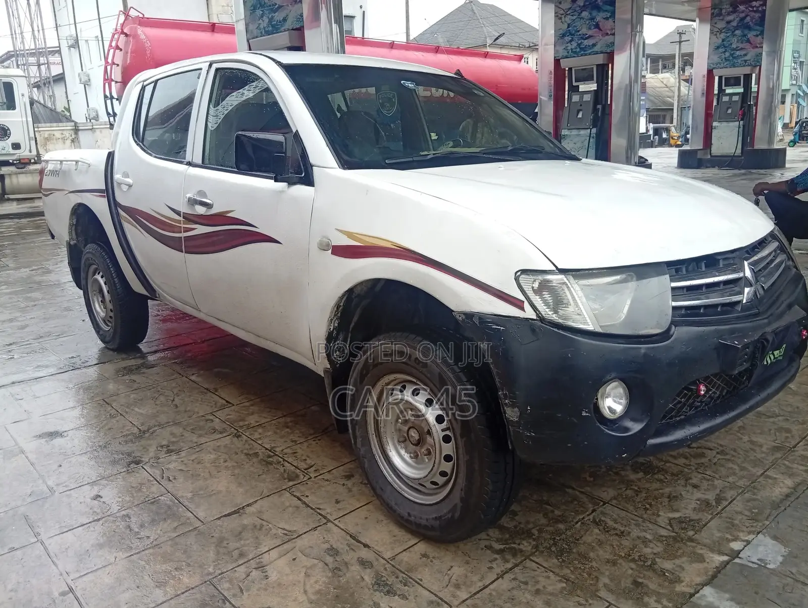 Mitsubishi L200 2009 White
