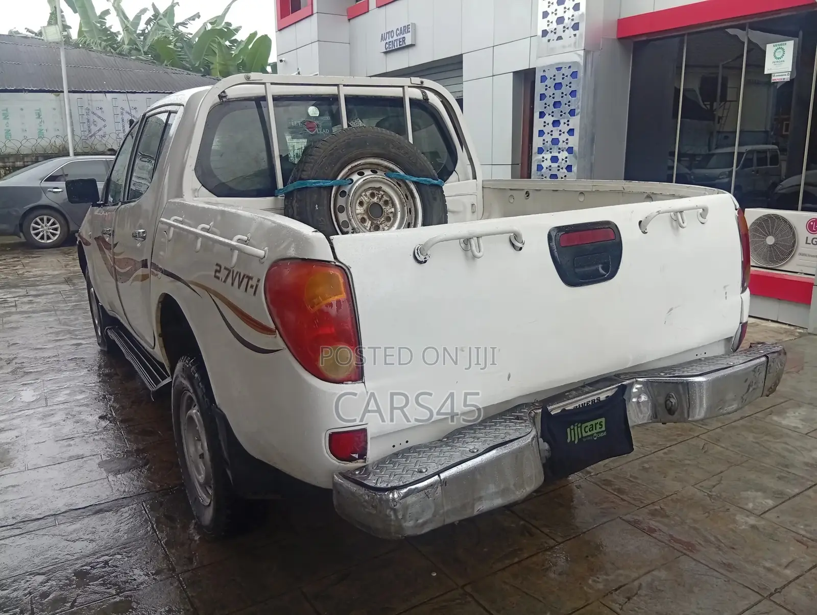Mitsubishi L200 2009 White