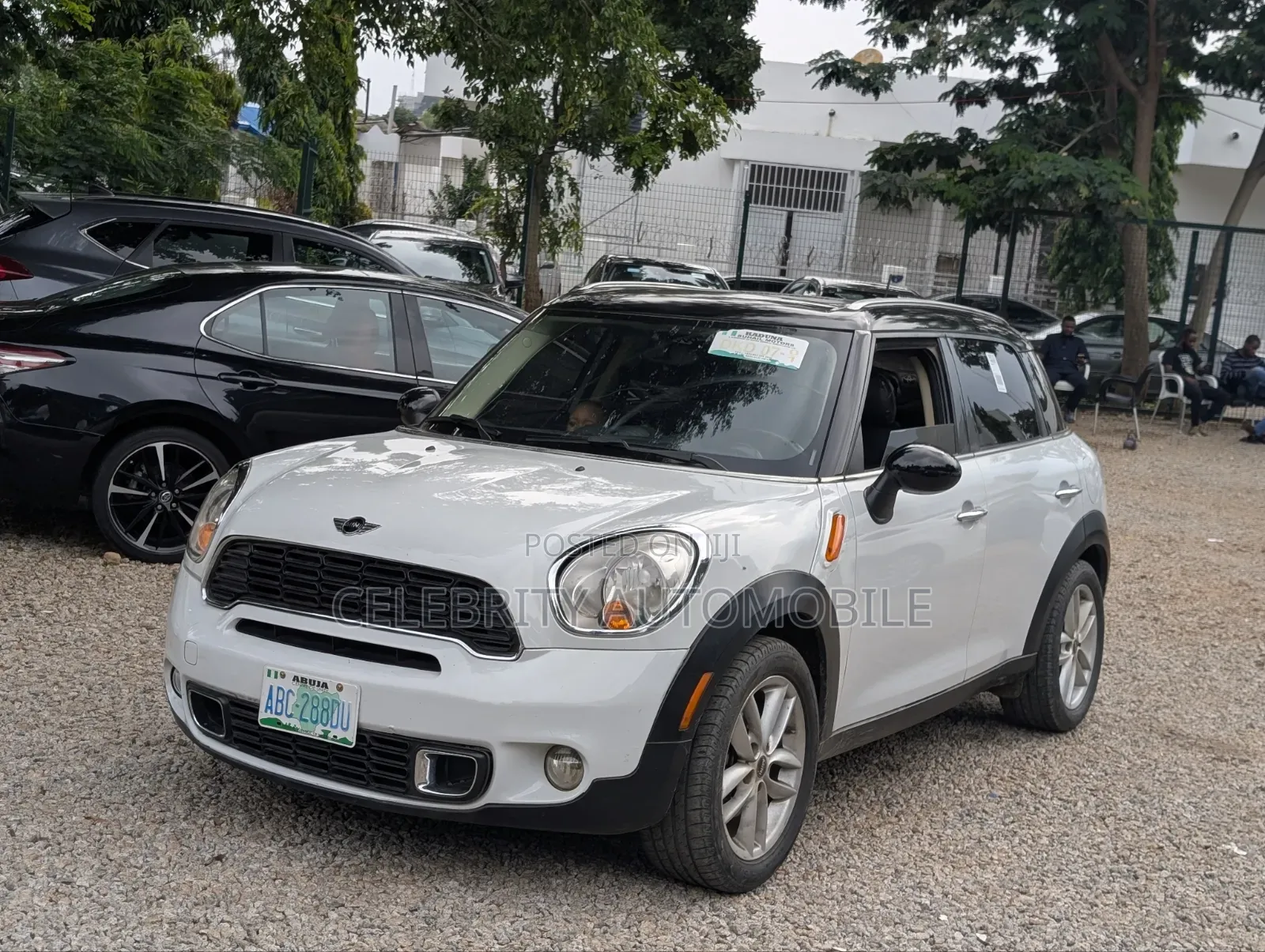 Mini Cooper 2013 White