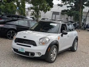 Mini Cooper 2013 White