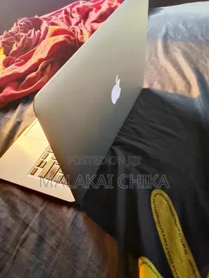 Laptop Apple MacBook Air 2017 8GB Intel Core i5 SSD 128GB