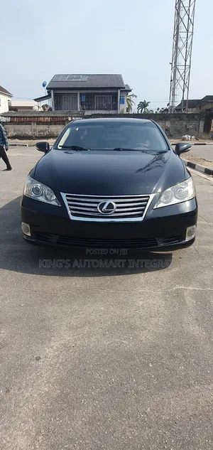 Lexus ES 350 2011 Black