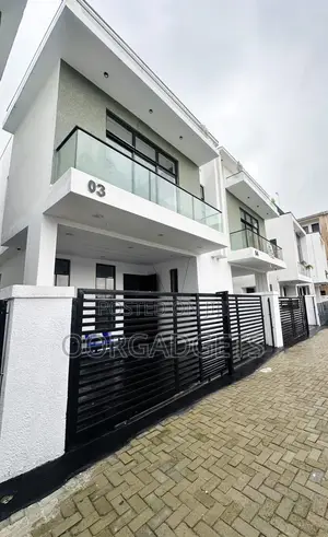 Furnished 4bdrm Duplex in Ikota for sale