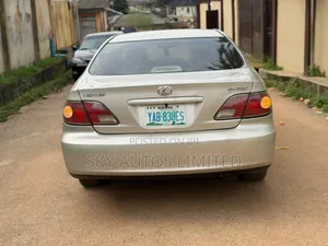 Lexus ES 300 2004 Silver