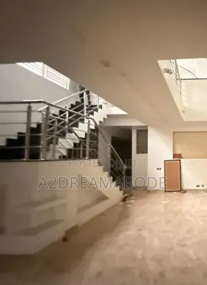 6bdrm Duplex in Ikeja Gra for rent