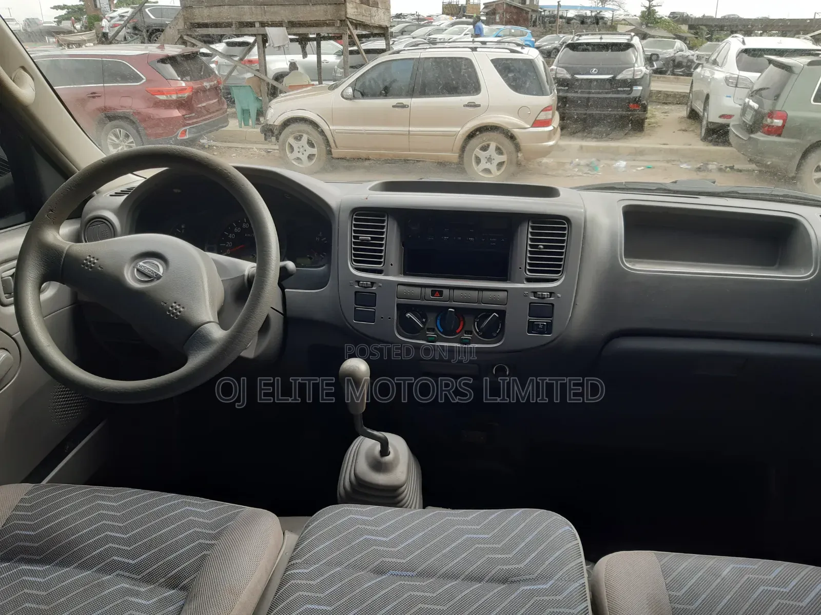Nissan Caravan (Urvan) 2006 White