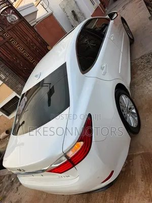 Lexus ES 2015 White