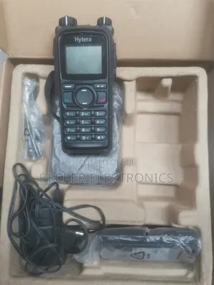 Hytera PD785 Digital UHF Radio