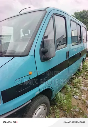 Peugeot Boxer 2000 Blue