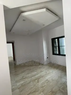 3bdrm Apartment in Lekki Phase 1 for rent