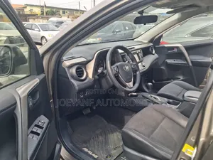 Toyota RAV4 2015 Gray