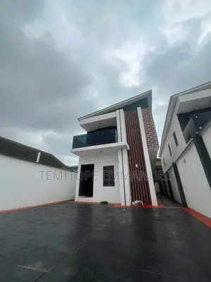 Furnished 4bdrm Duplex in Alimosho for sale