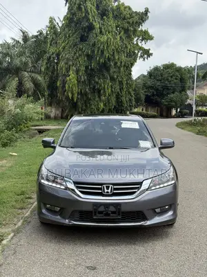 Honda Accord EX-L V6 w/Navigation 4dr Sedan (3.5L 6cyl 6A) 2015 Gray